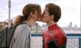 魔咒h版在线观看,在线观看背后的神秘世界